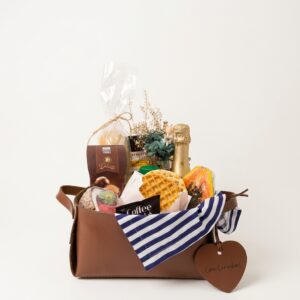 Cesta de Café da Manhã Premium com Espumante