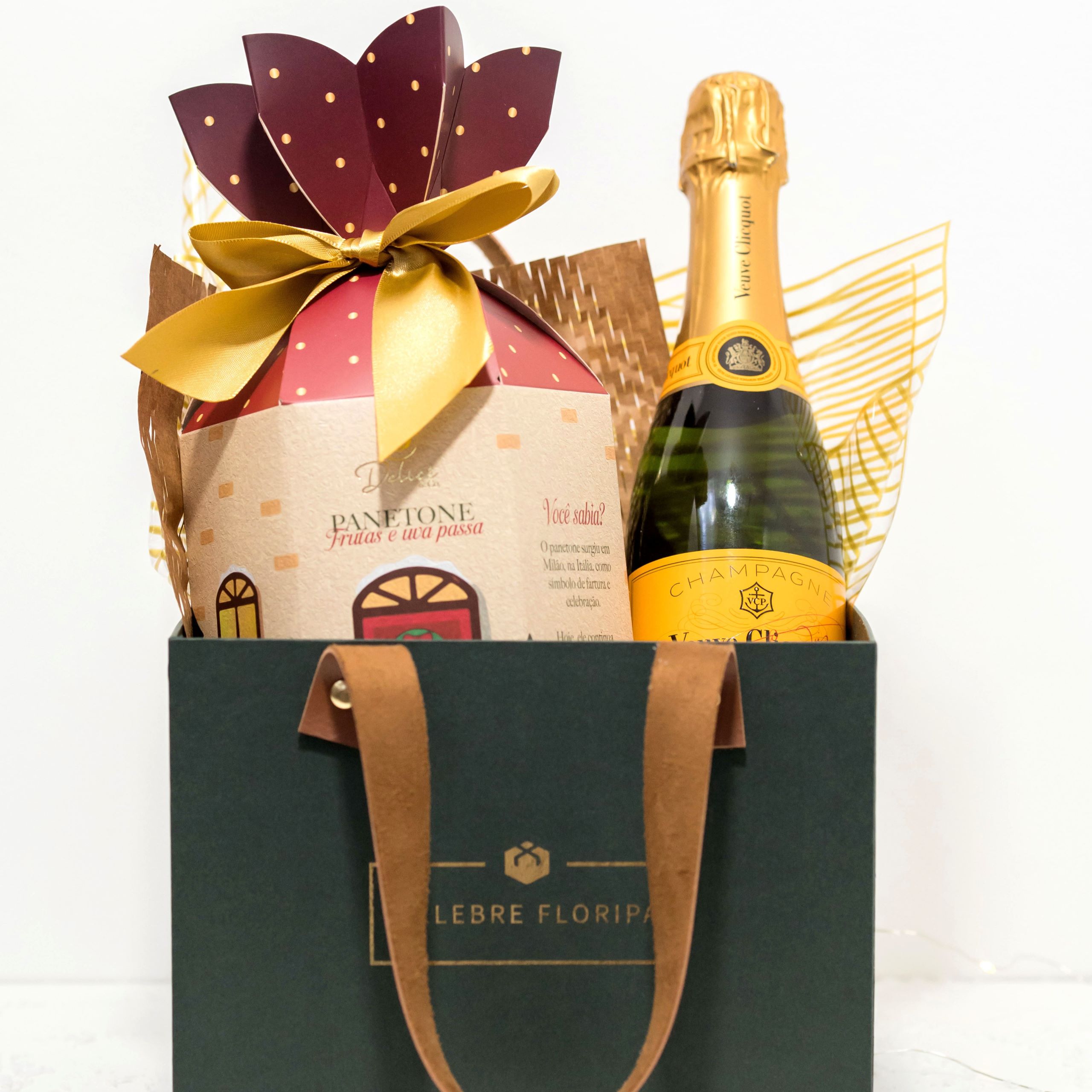 Cesta de Natal Veuve Clicquot & Panetone – Elegância Clássica - Imagem 2